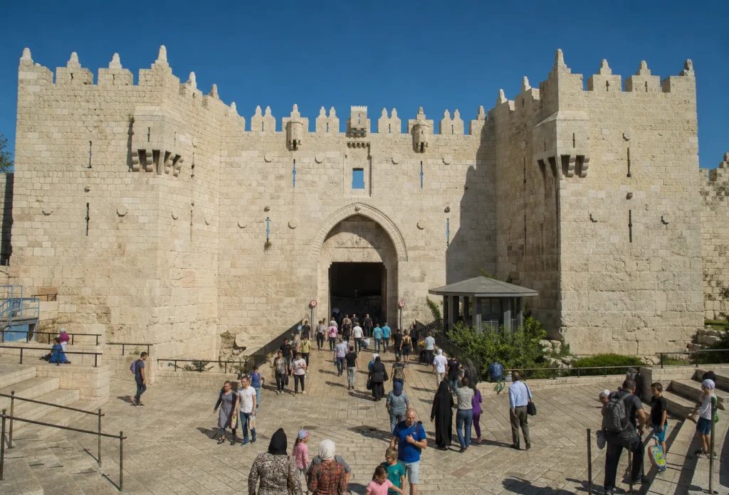 باب العمود في سور البلدة القديمة بالقدس
