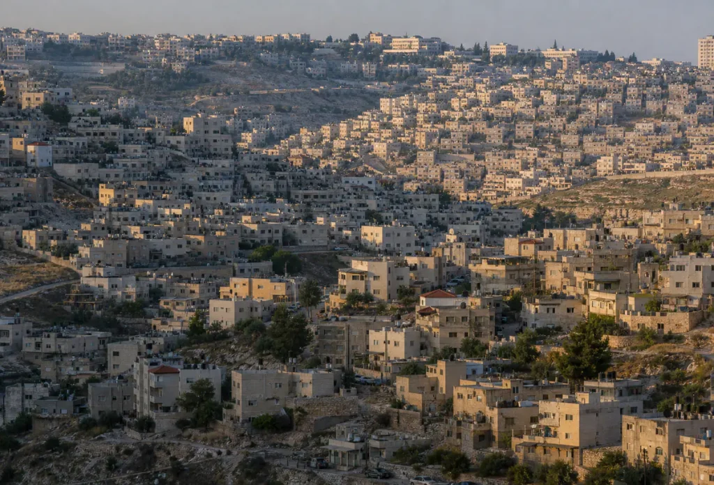 أحياء سكنية حجرية حول القدس