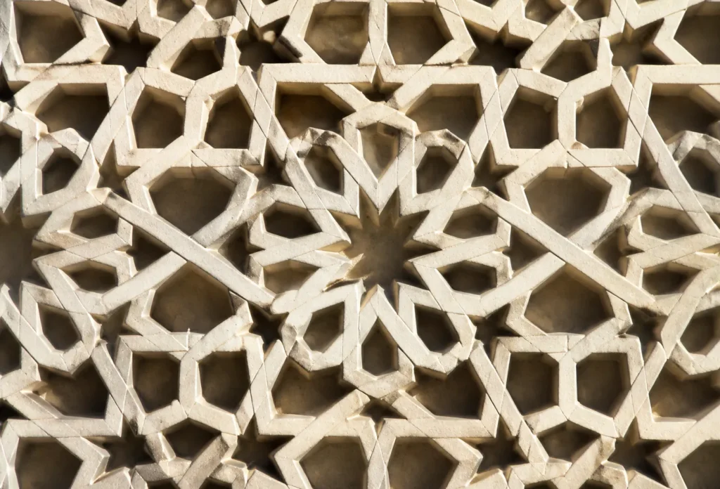 تفاصيل حجر مقدسي بزخرفة هندسية